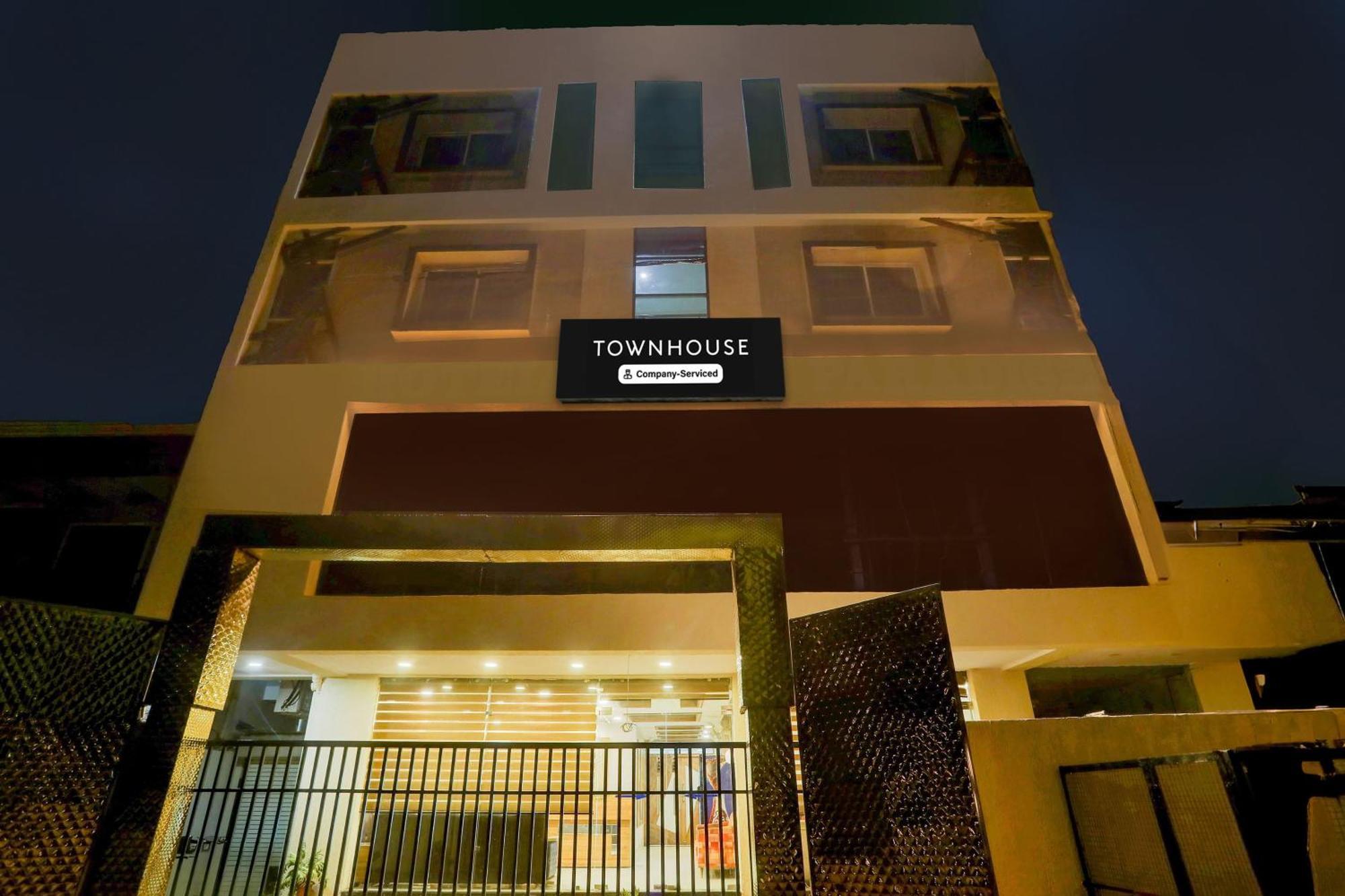 Super Townhouse Hoshangabad Road Near Aashima Mall Samarda Kaliasot Exterior foto